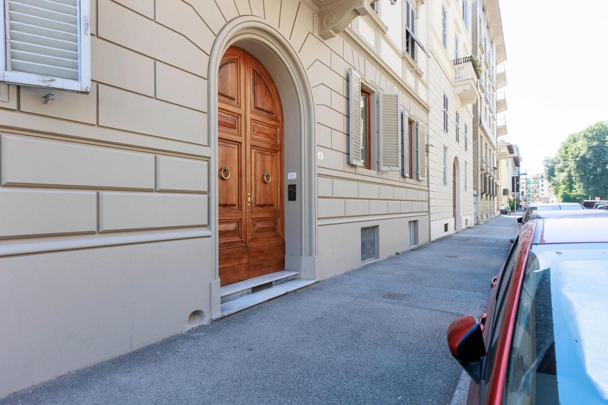 Florence Huge Apartment With Private Garden Exterior photo